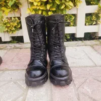 کفش بوت و نیم بت دخترانه در حد نو