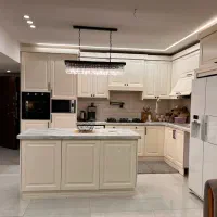 آپارتمان ۱۱۰ متری /دو خوابه/جنوبی /عروس دامادی