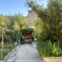 آپارتمان ۱۵۵ متری همکف باحیاط خ باغ دریاچه|فروش آپارتمان|اصفهان, باغ دریاچه|دیوار