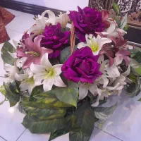 گل مصنوعی با سبد در حد نو|گل مصنوعی|پردیس, فاز ۵|دیوار