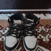 کفش  مناسب هم دخترهم پسر