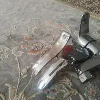 یک عدد شیر حمام یا سرویس ویک شیر روشویی