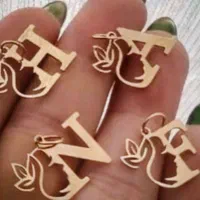 طلا و جواهرات