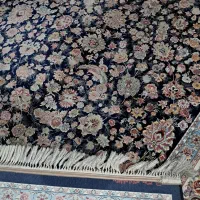 فرش۱۲متری۱۲۰۰شانه۳۶۰۰تراکم سورمه ای نقش افشان.‌