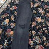 شلوار لی دخترانه بگ کاملآ سالم سایز ۴۲قیمت ۱۱۲۰۰