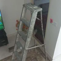 نردبان آلمینیومی سبک