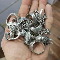 خرید انگشتر و زنجیر نقره
