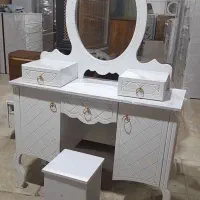 میز ارایش وکیوم شده
