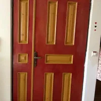 درب ورودی آپارتمان