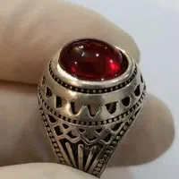 انگشتر نگین سرخ در خورموج