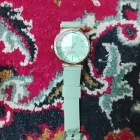 ساعت نو هست سالم.