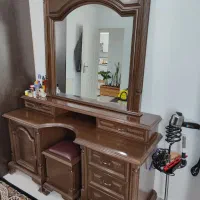میز لوازم آرایشی همراه دوتا پاتختی  چوب راش|تخت و سرویس خواب|فردیس, سرحد آباد|دیوار
