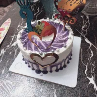 به یه خانوم مجرد نیازمندم برای کمک در خانه