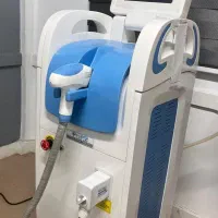 دستگاه لیزر