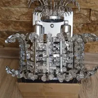 تعدادی دیوار کوب موجود است|لوستر و چراغ آویز|تبریز, |دیوار