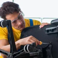 تعمیر صندلی اداری و تخت بیمارستانی|خدمات پیشه و مهارت|خرمآباد, |دیوار