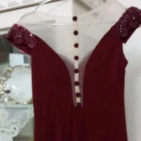 لباس مجلسی|لباس|زبرخان, |دیوار