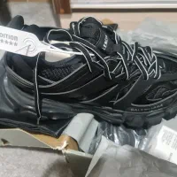 کتونی بالنسیاگا track 3 سایز 44