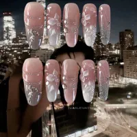 ناخنهای زیبا با دوام با مواد کاشت و طراحی ویژه|آرایشی، بهداشتی، درمانی|جم, |دیوار