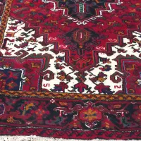 یک عدد فرش دستباف نو