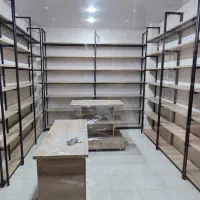 قفسه و دکور مغازه