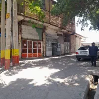 مغازه کرایه ای ابتدای بازار پاقلا|اجارهٔ مغازه و غرفه|نهاوند, |دیوار