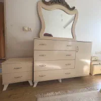 تخت و میز اینه|تخت و سرویس خواب|گنبد کاووس, |دیوار