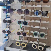 استند بدلیجات و عینک|زیورآلات و اکسسوری|رباط‌کریم, نصیرشهر|دیوار