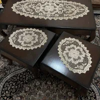 میز و جلومبلی