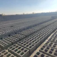 کارگر بلوک زنی