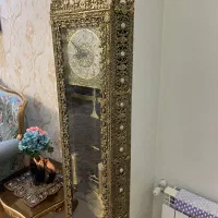 ساعت ایستاده برنج/برنز با بوفه ذوزنقه -در حد نو|بوفه، ویترین، کنسول|تهران, خرمشهر|دیوار