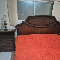 فروش تخت خواب و میزتوالت و آینه و یک پاتختی|تخت و سرویس خواب|شیراز, شهرک ایثار|دیوار