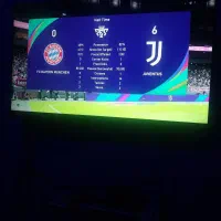تلویزیون و پی اس فور