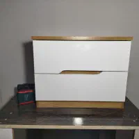 کنارتختی