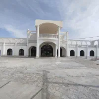 استخدام سرایداری خانواده و کارگر