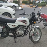 موتور باکسر پیشرو ۲۰۰ccBM