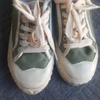 کفش سایز ۳۸