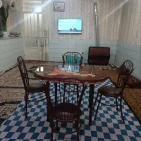 میز چهار نفره