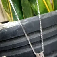 گردنبند حروف M