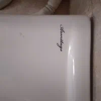 روشویی به همراه شیر