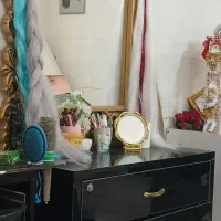 یک جفت آینه کنسول و یک دست مبل هفت نفره|بوفه، ویترین، کنسول|اهواز, فرهنگ شهر|دیوار