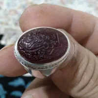 انگشتر عقیق سرخ خطی