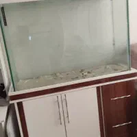 شیشه آکواریوم به همراه میز