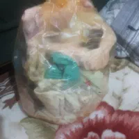 یه نایلون بزرگ لباس دخترونه نوزادی