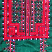 لباس سبزو چرخی|لباس|چابهار, |دیوار