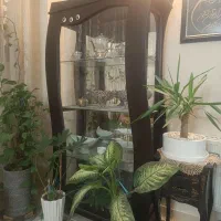 ویترین و میز تلفن چوبی