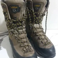 کفش کوهنوردی آسولو