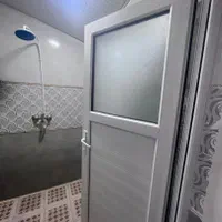فروش واحد آپارتمان با نورگیر زیبا و کابینت هایگلس|فروش آپارتمان|چابهار, |دیوار