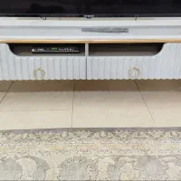 میز تلویزیون سالم و تمیز