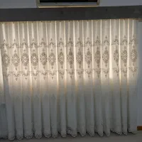 پرده دوخته شده با قاب